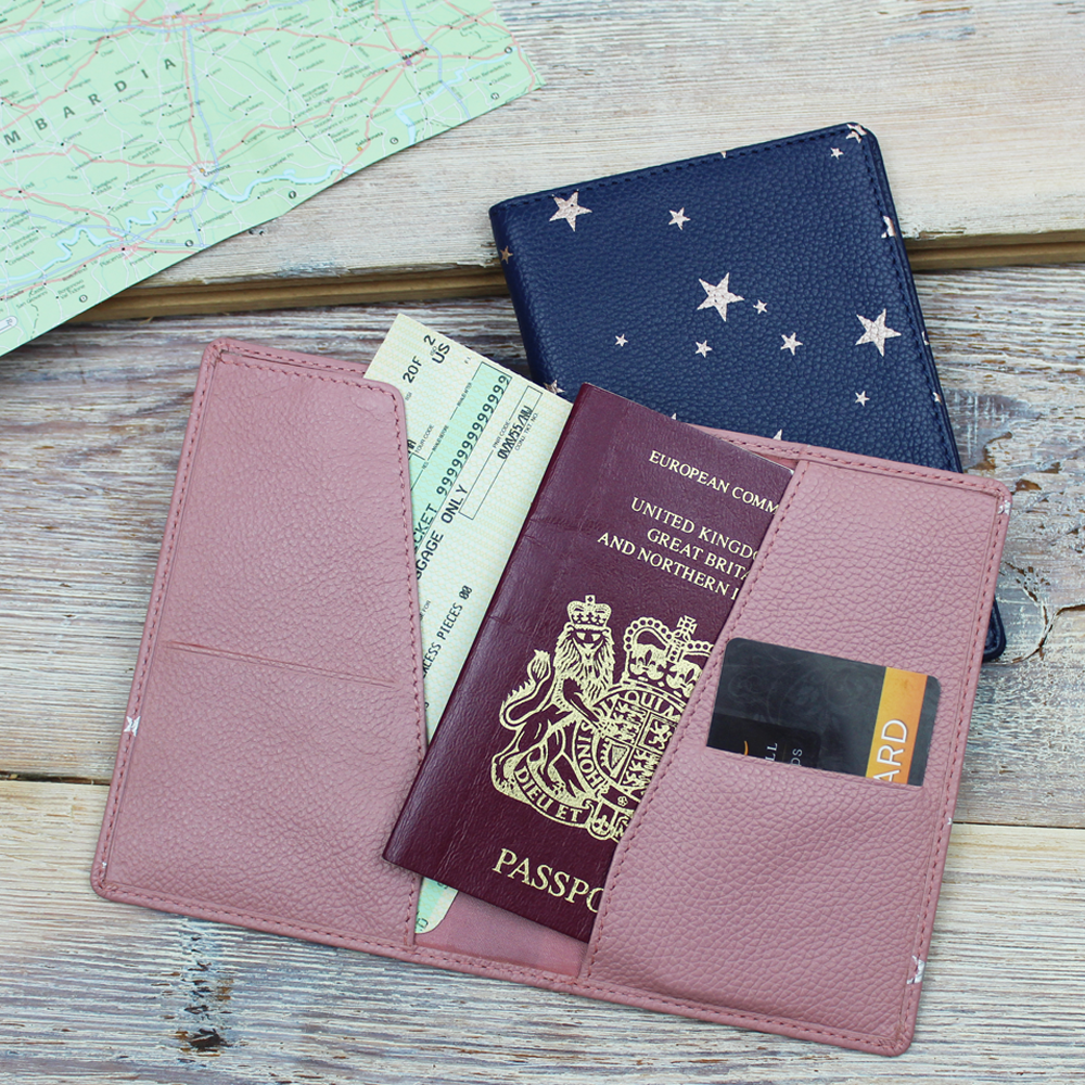 Star Print Slim Travel Wallet